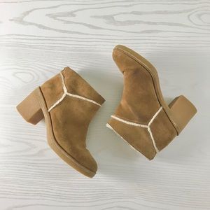 UGG Kasen Shealing Ankle Boots Bootie Size 7.5